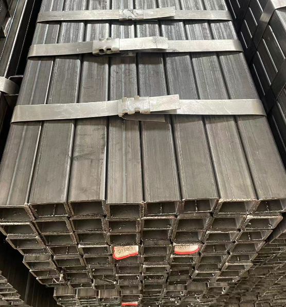 临汾工业用梯子 镀锌管焊接梯子 铁梯子方管梯